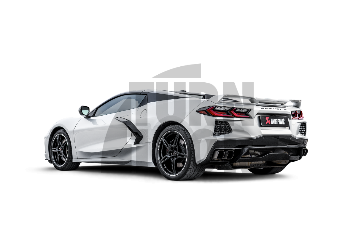 Linea Slip-On Akrapovic (titanio) per Corvette Stingray (C8)