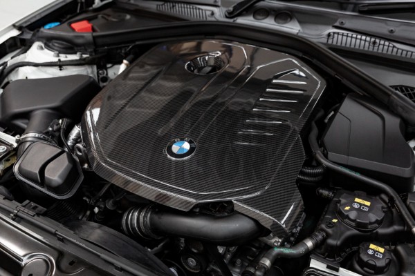 Eventuri Coperchio motore in fibra di carbonio per BMW 140i / 240i / 340i / 440i B58