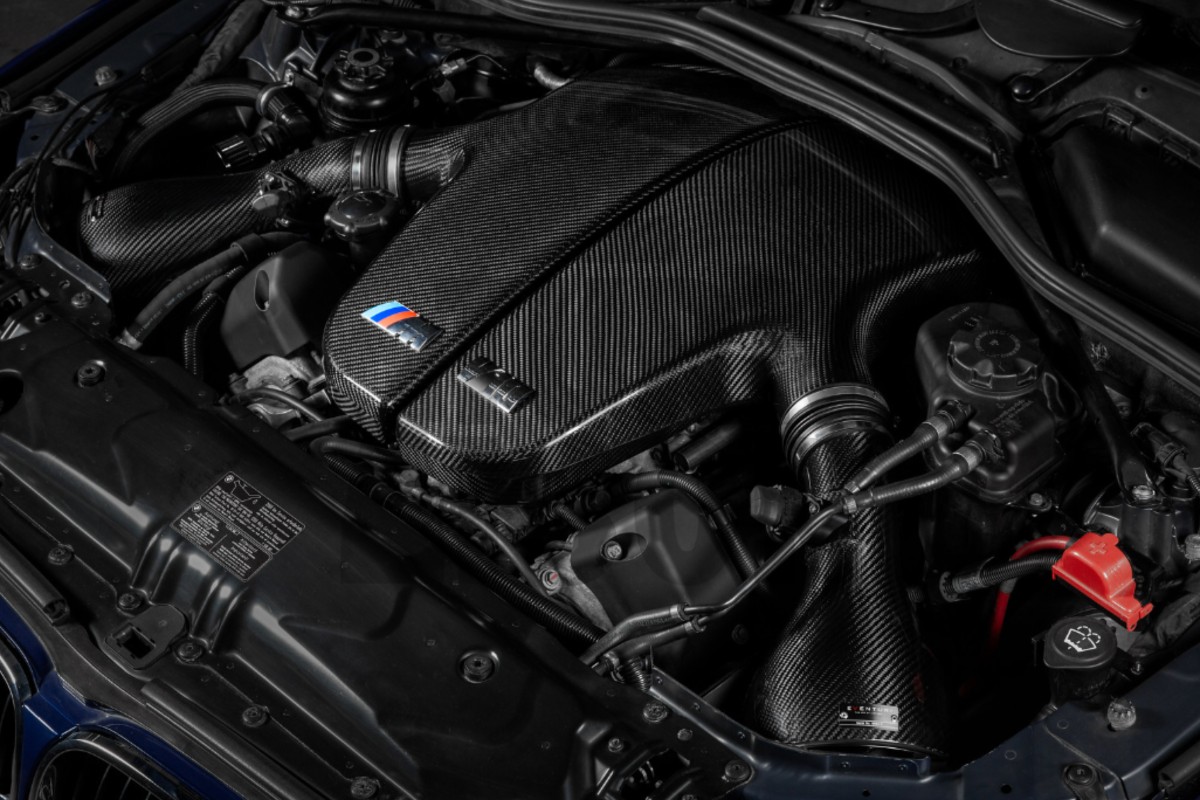 Sistema di aspirazione Eventuri in fibra di carbonio per BMW M5 E60