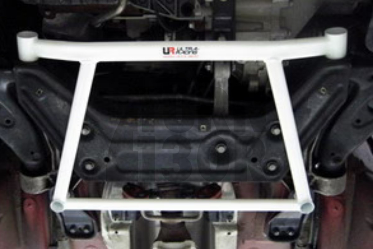 Ultra Racing 4 Point Front Subframe Brace for Polo 9N GTI 