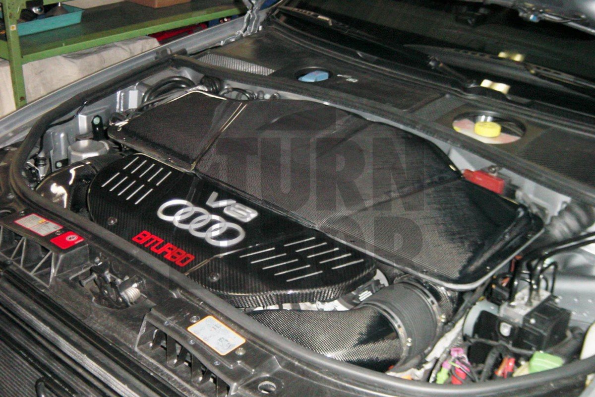 Sistema di aspirazione in fibra di carbonio Gruppe M per Audi RS6 C5