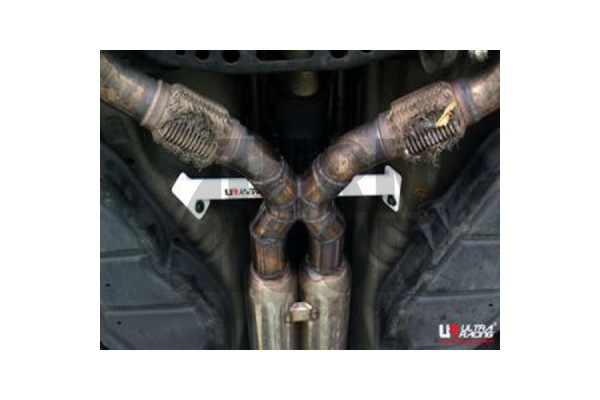 Ultra Racing Barra inferiore centrale Nissan 350Z