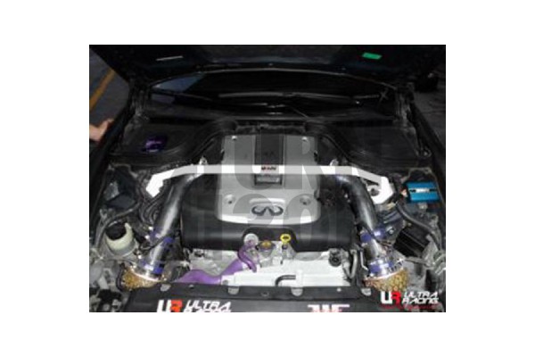 Ultra Racing Supporto superiore del montante anteriore Nissan 370Z