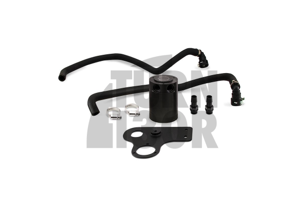 Mishimoto per Mustang S550 V8 5.0 GT Facelift 18+ Contenitore di raccolta dell'olio con tappo a baffo