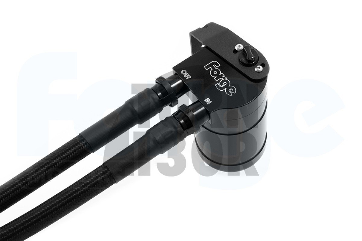 Audi RS3 8V FL e TTRS 8S: contenitore di raccolta dellolio Forge Audi RS3 8V FL e TTRS 8S: contenitore di raccolta dellolio Forge