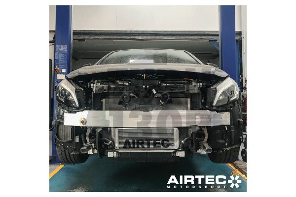 Kit di ricarica Airtec per Mercedes A45 AMG W176