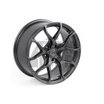 A01 Ruota Flow Formed 18 x 8,5 ET45 Gunmetal, Black o Silver APR