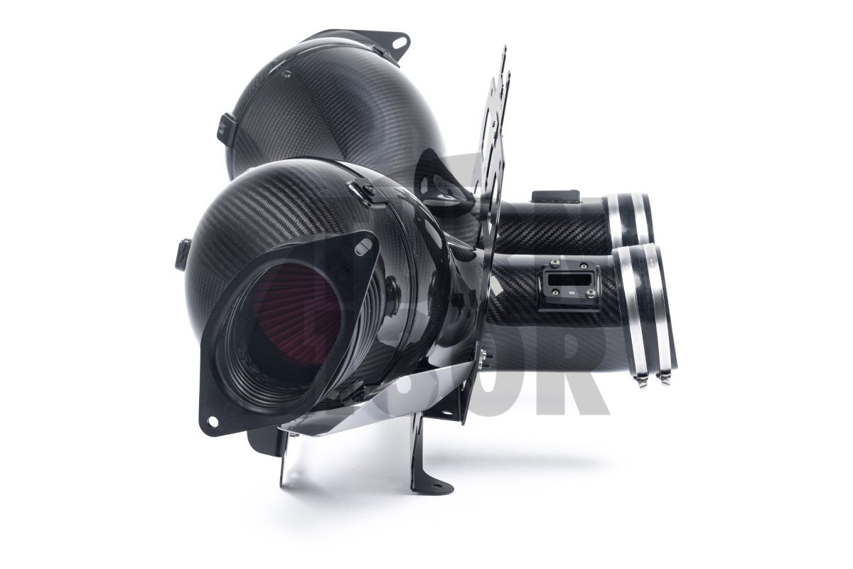 EVENTURI Presa daria in carbonio per C8 Corvette Stingray Hard Top Cabrio EVENTURI Presa daria in carbonio per C8 Corvette Stingray Hard Top Cabrio