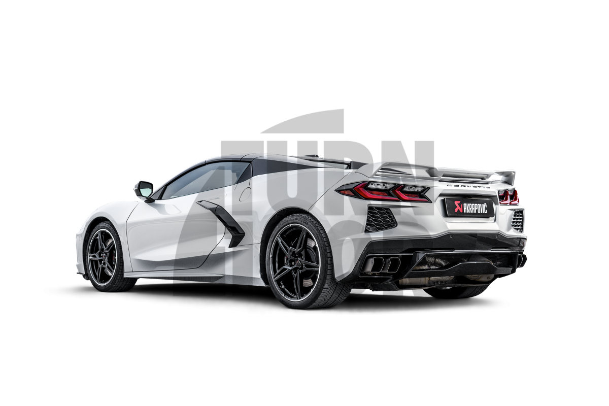 Linea Slip-On Akrapovic (titanio) per Corvette Stingray (C8)