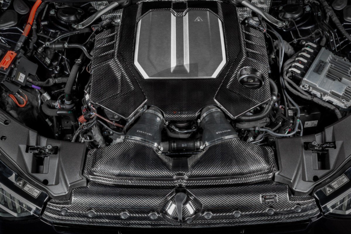 Eventuri Coperchio motore in fibra di carbonio per Audi RS6 C8 / RS7 C8