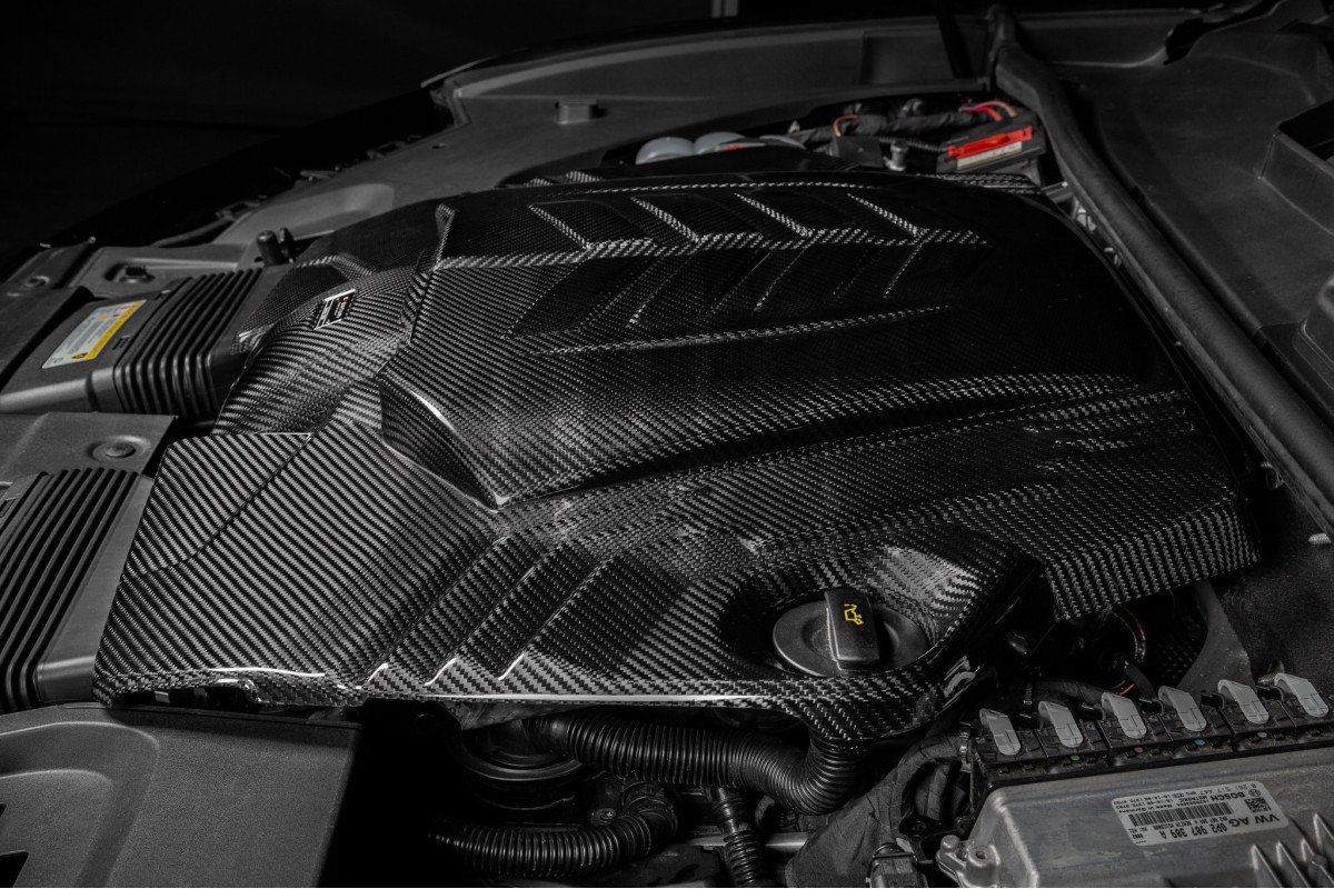 Eventuri Carbon Fiber Intake for Audi RSQ8 / Lamborghini Urus / Cayenne Turbo Eventuri Carbon Fiber Intake for Audi RSQ8 / Lamborghini Urus / Cayenne Turbo