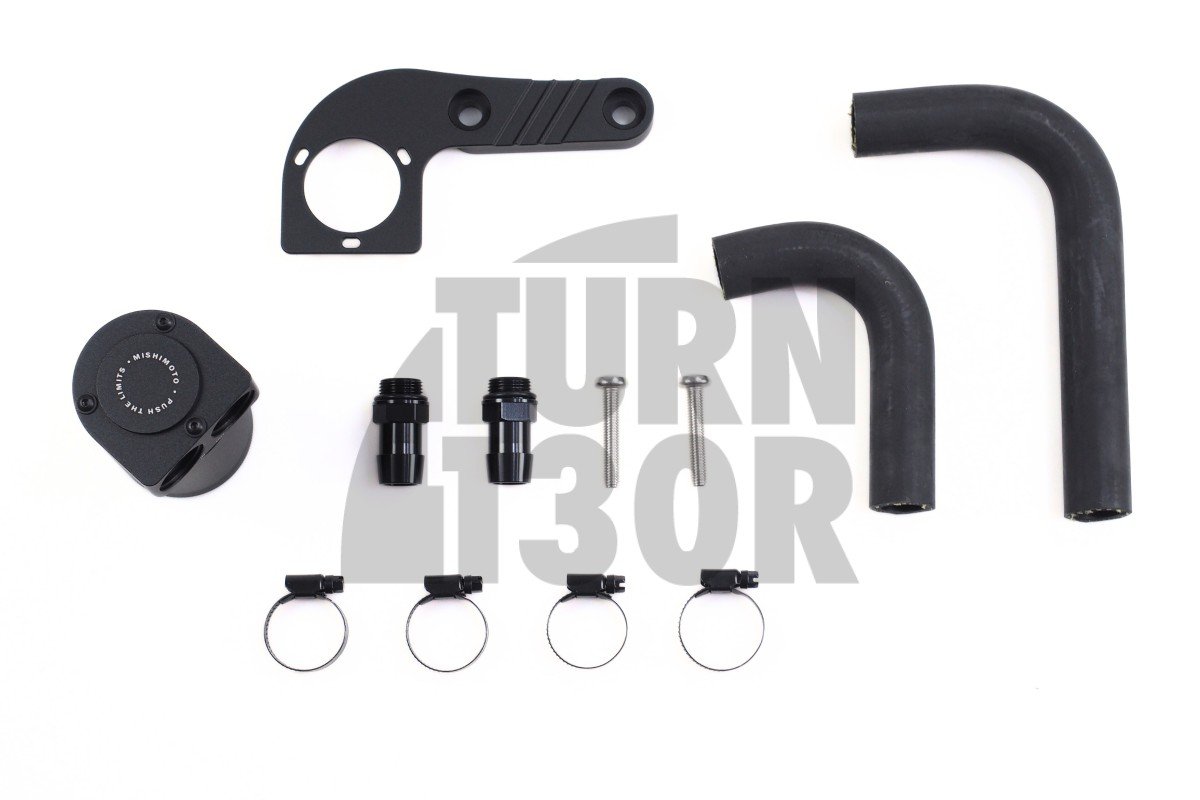 Mishimoto per BMW M3 F80 / M4 F8x / M2 Comp F87 Contenitore di raccolta dellolio con tappo a soffietto Mishimoto per BMW M3 F80 / M4 F8x / M2 Comp F87 Contenitore di raccolta dellolio con tappo a soffietto