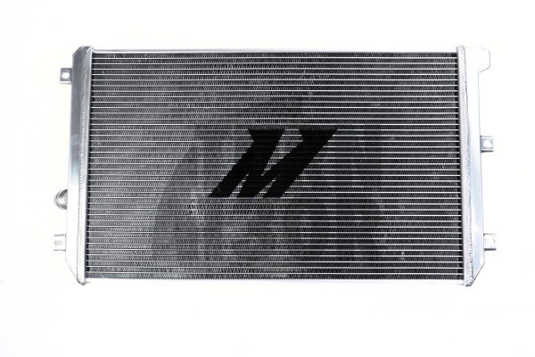 Mishimoto Radiatore in alluminio Golf 5 GTI / Golf 6 R / Leon Cupra / S3 / TT 2.0 TFSI Mishimoto Radiatore in alluminio Golf 5 GTI / Golf 6 R / Leon Cupra / S3 / TT 2.0 TFSI