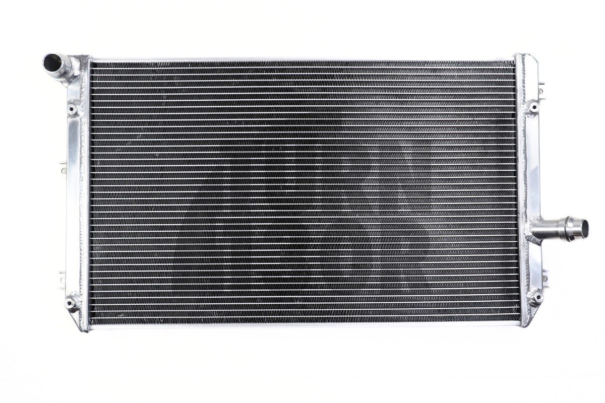 Mishimoto Radiatore in alluminio Golf 5 GTI / Golf 6 R / Leon Cupra / S3 / TT 2.0 TFSI Mishimoto Radiatore in alluminio Golf 5 GTI / Golf 6 R / Leon Cupra / S3 / TT 2.0 TFSI