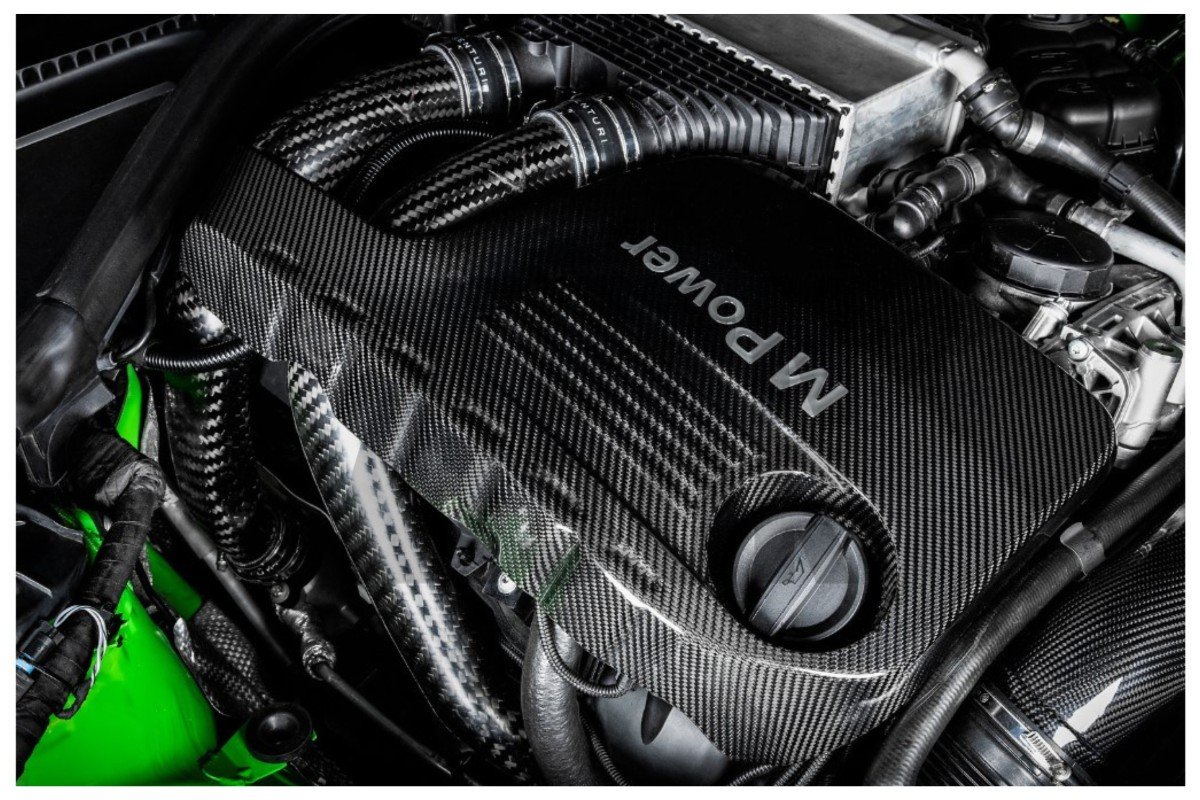 Tubi di carico in carbonio Eventuri per BMW M3 F80 / M4 F8x / M2 Comp F87