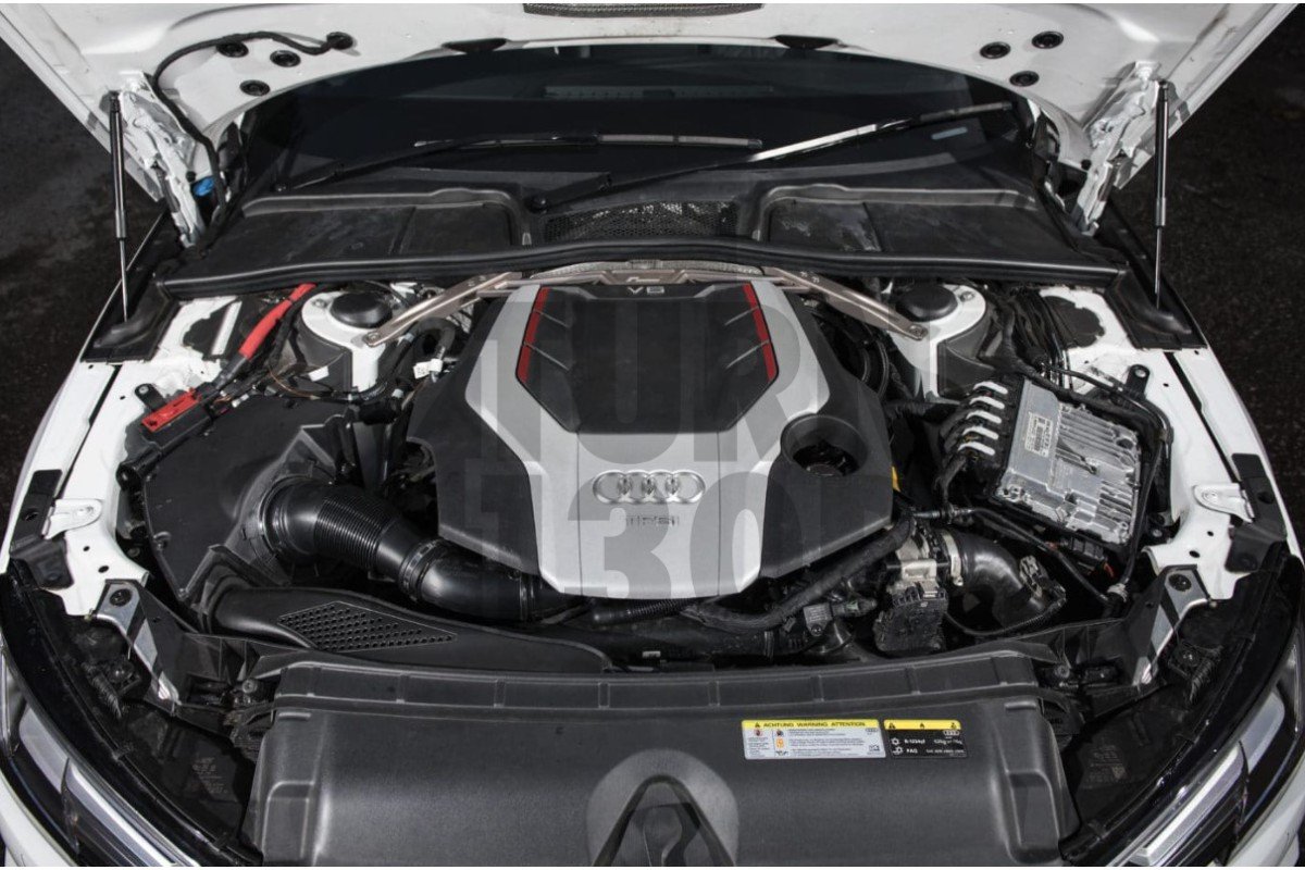 Racingline Supporto corpo anteriore Audi A4 / S4 / A5 / S5 B9