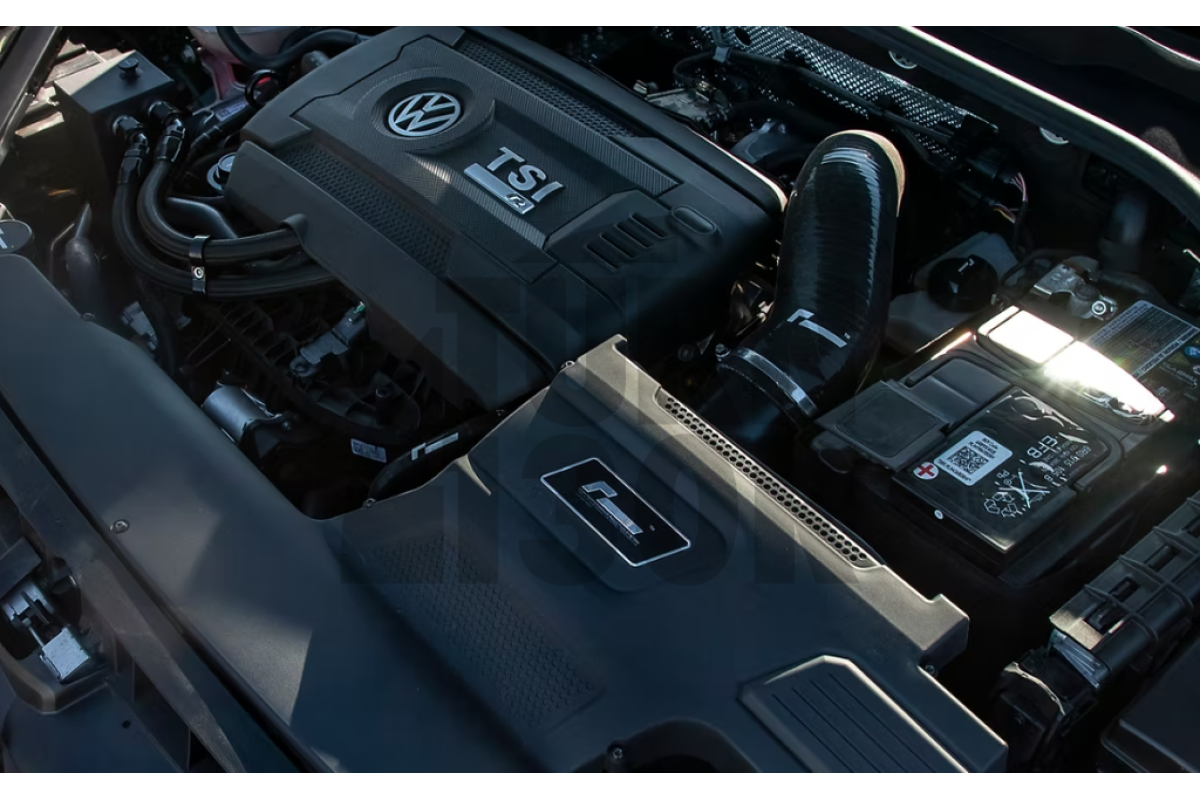 Racingline Tubo di ingresso turbo in silicone Audi S3 8V / TT MK3 / Octavia VRS 