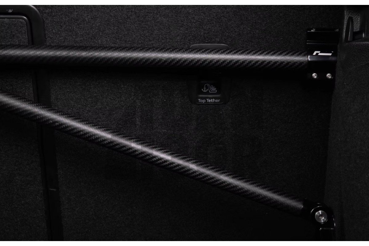 Supporto posteriore in carbonio per Audi S3 8V e RS3 8V / RS3 8Y Racingline