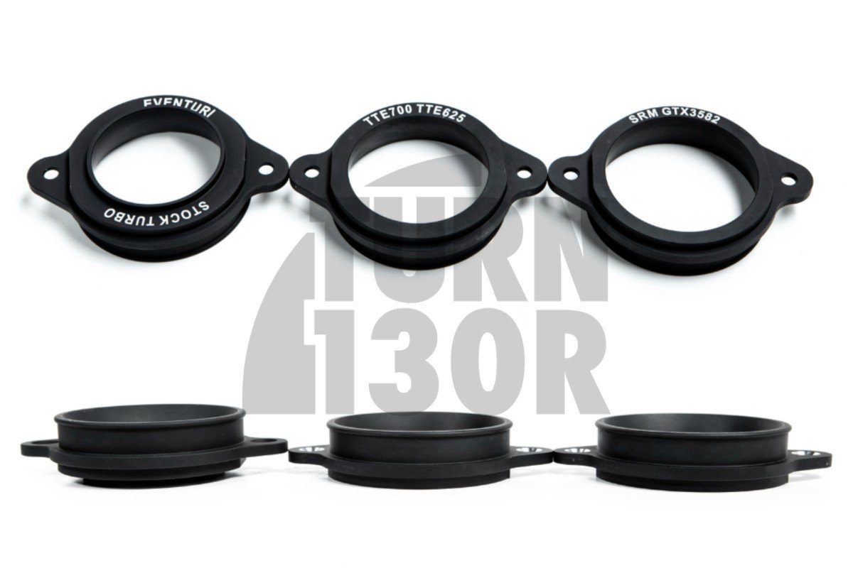 Eventuri Carbon Turbo Inlet per Audi RS3 8V.5 / TTRS 8S con flangia turbo stock Eventuri Carbon Turbo Inlet per Audi RS3 8V.5 / TTRS 8S con flangia turbo stock