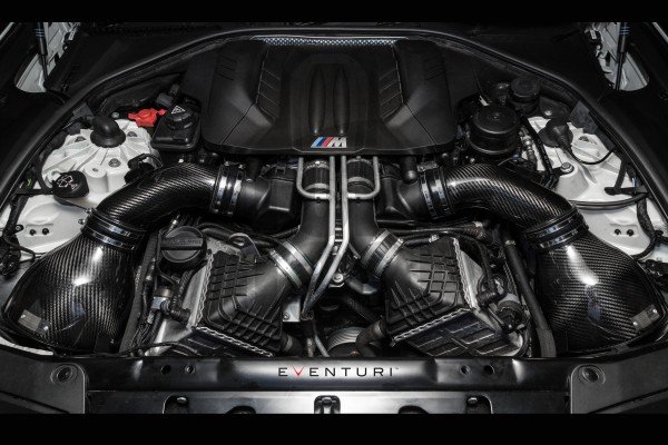 Sistema di aspirazione Eventuri in fibra di carbonio per BMW M5 F10