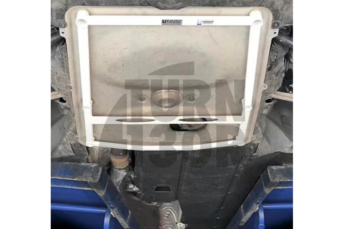 Ultra Racing 6 punti di rinforzo del sottotelaio anteriore BMW M2 F87