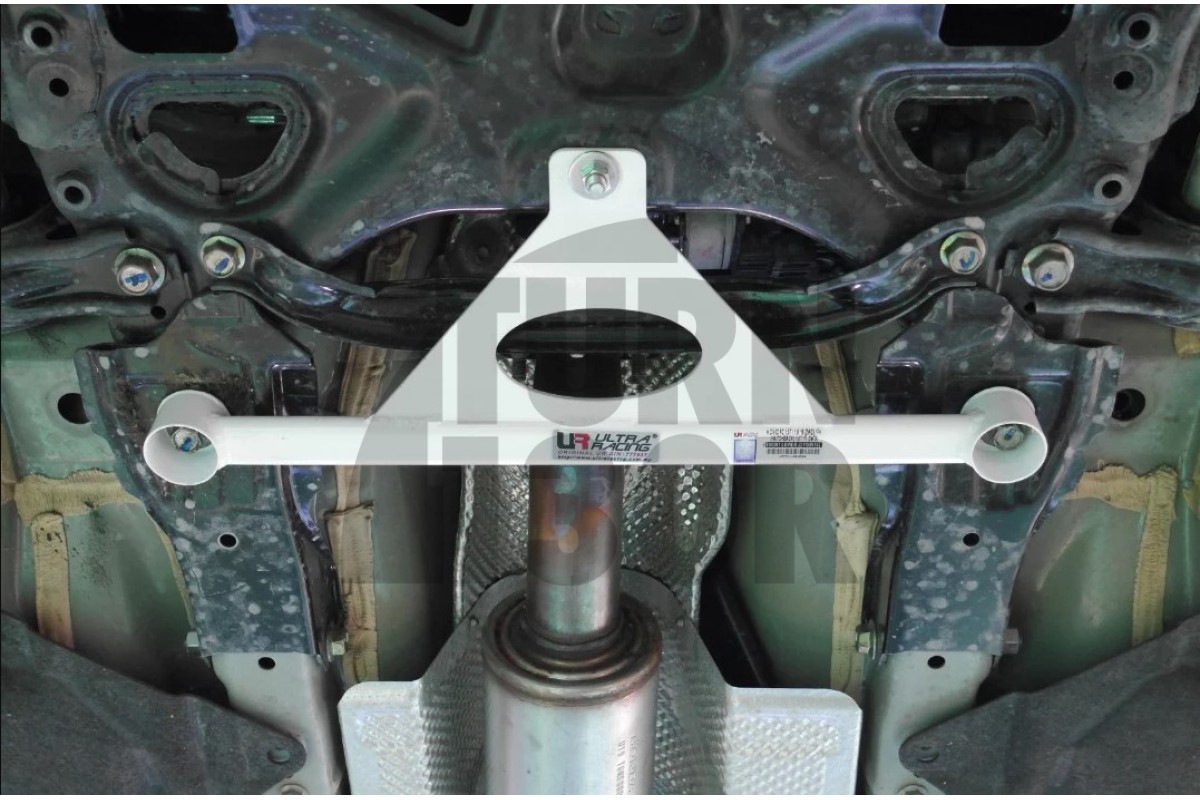 Ultra Racing 3 punti barra sottotelaio anteriore Honda Civic Type R FK8