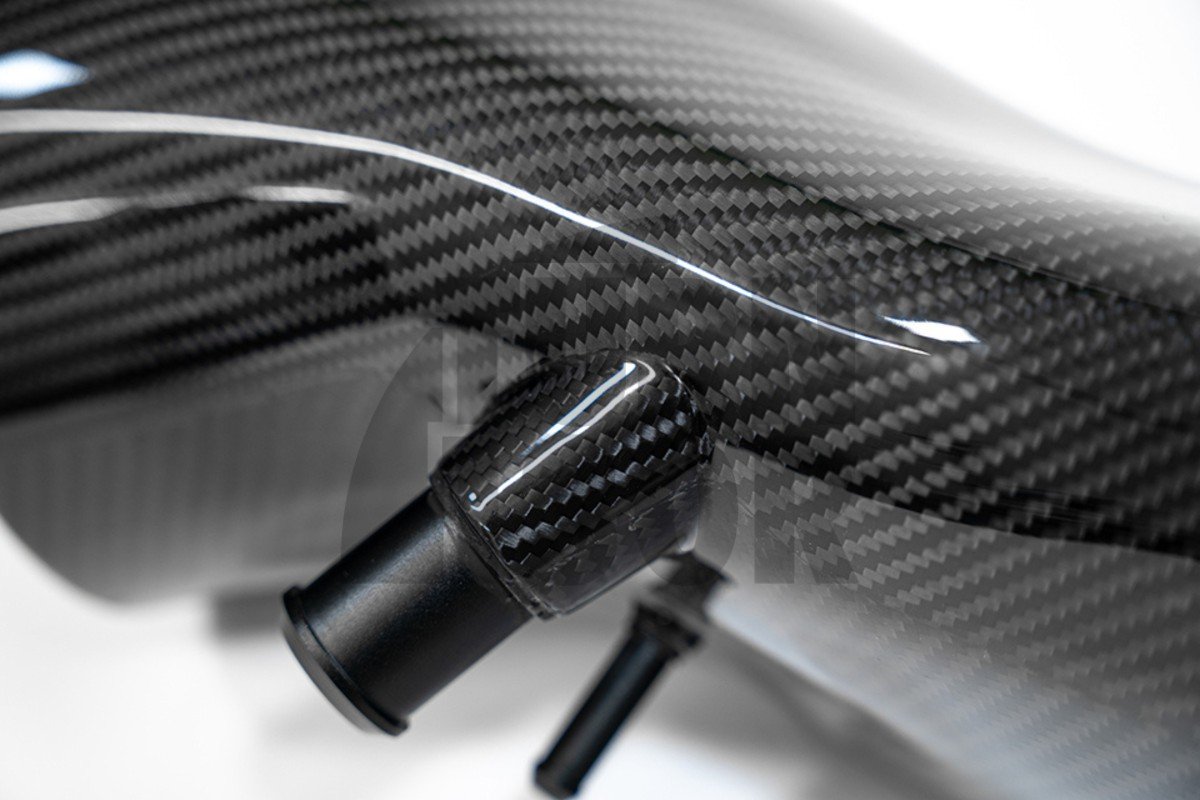 Forge Motorsport Kit di induzione in carbonio Audi RS3 8V / RS3 8Y