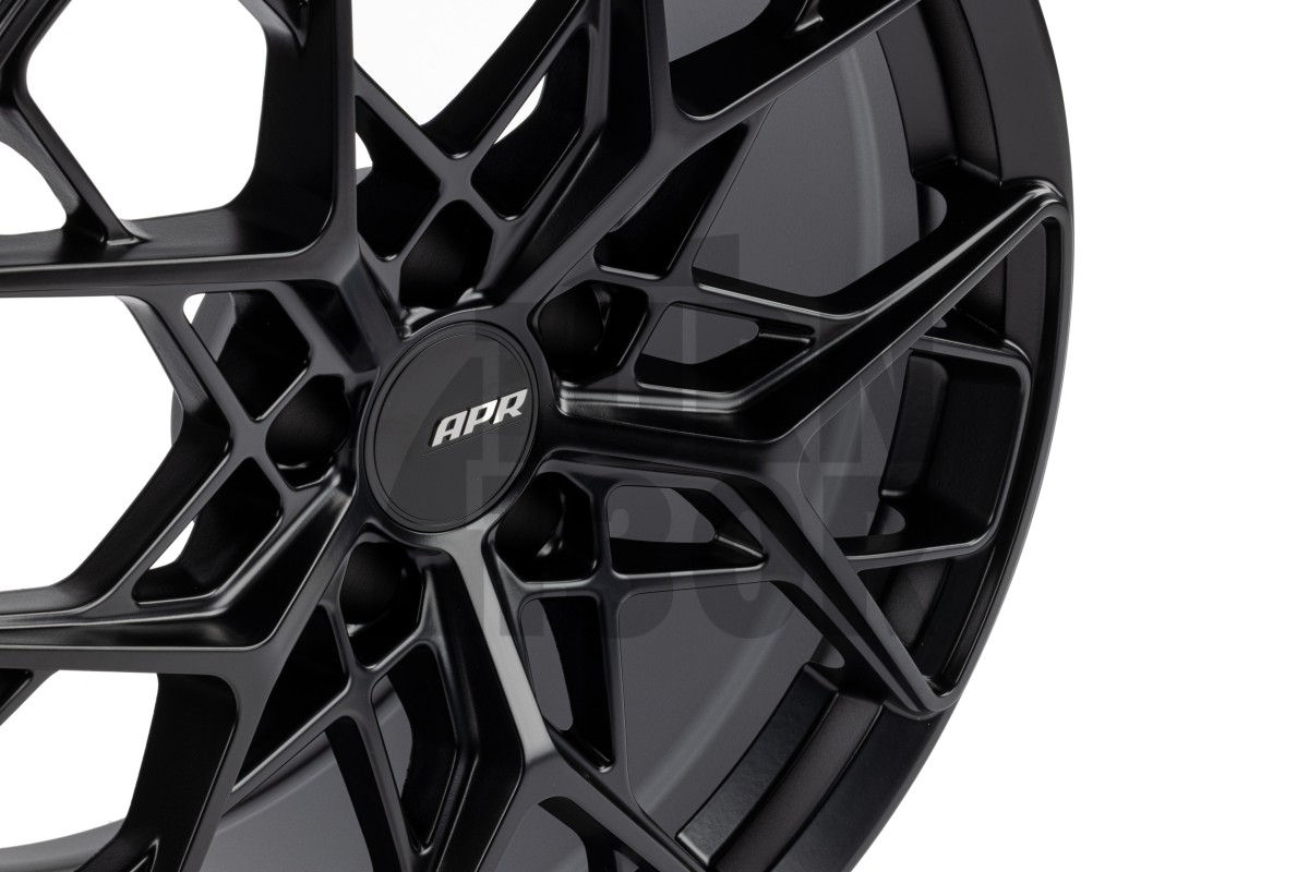APR A01 Flow Formed Wheel Black / 20 x 9 - 5x112 ET37 APR A01 Flow Formed Wheel Black / 20 x 9 - 5x112 ET37