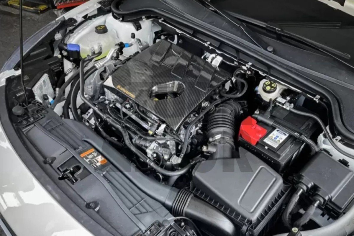 Armaspeed Carbon Fiber Engine Cover for Ford Fiesta ST MK8 