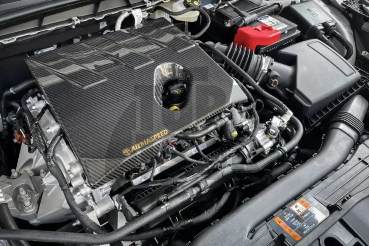 Armaspeed Carbon Fiber Engine Cover for Ford Fiesta ST MK8 