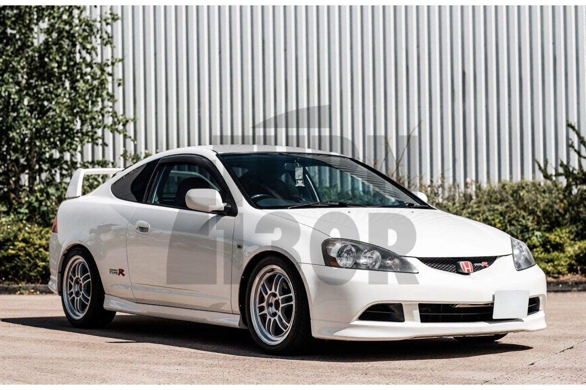 Enkei RPF1 Wheel 17x7.5 - 5x114.3 ET48 in Silver