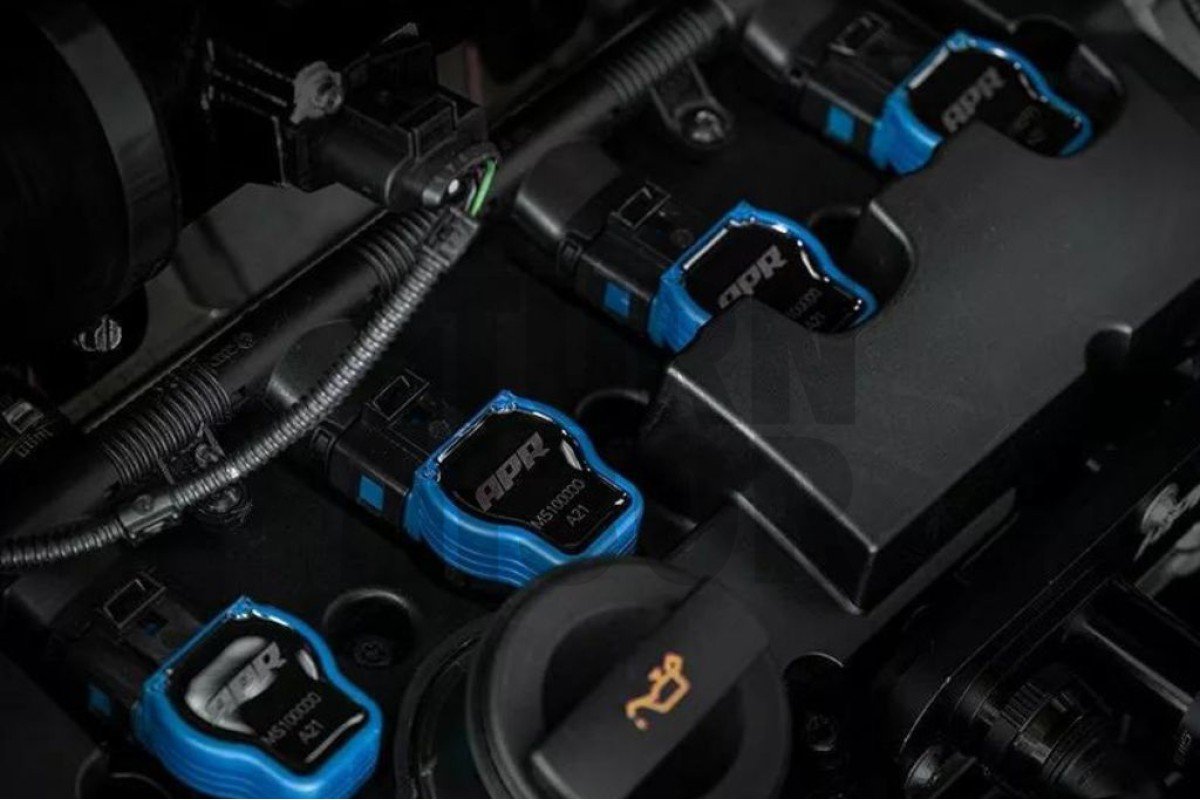 Pacchetti di bobine blu per Audi RS3 8P / RS3 8V e TTRS 8J 2.5 TFSI APR Pacchetti di bobine blu per Audi RS3 8P / RS3 8V e TTRS 8J 2.5 TFSI APR
