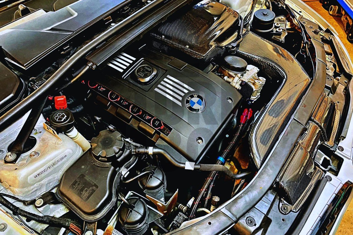 Presa d'aria in fibra di carbonio Armaspeed BMW 335i E9x N54