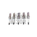 Fate scintillare la vostra Audi RS3 e Audi TTRS 2.5 TFSI con le candele NGK Racing R7437-9 ad alte prestazioni. Fate scintillare la vostra Audi RS3 e Audi TTRS 2.5 TFSI con le candele NGK Racing R7437-9 ad alte prestazioni.