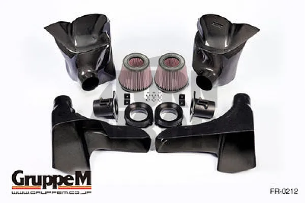 Sistema di aspirazione in fibra di carbonio Gruppe M per Nissan R35 GTR