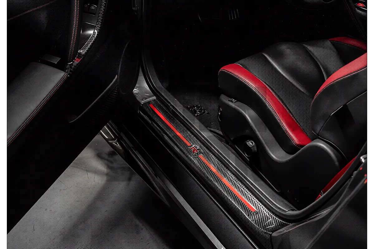 Seibon Carbon Fiber Door Sills for Nissan R35 GTR 